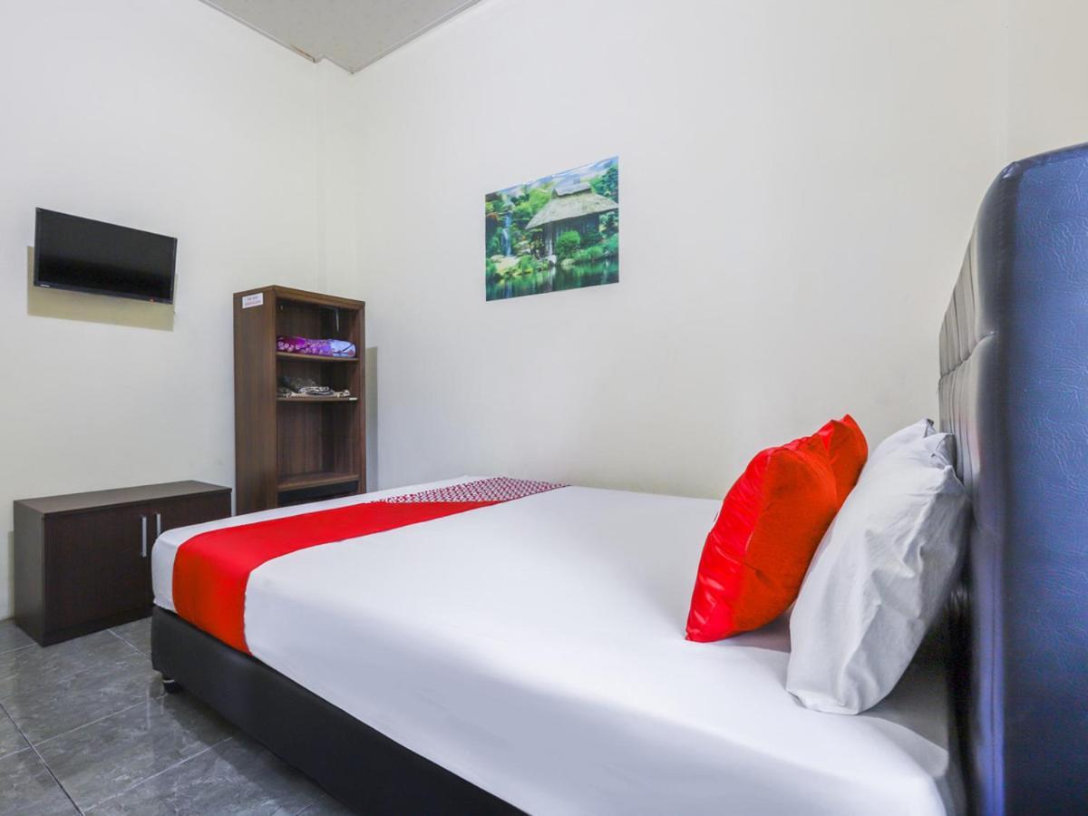 Oyo 3830 Dfarys Gh Syariah Hotel Balikpapan Kültér fotó