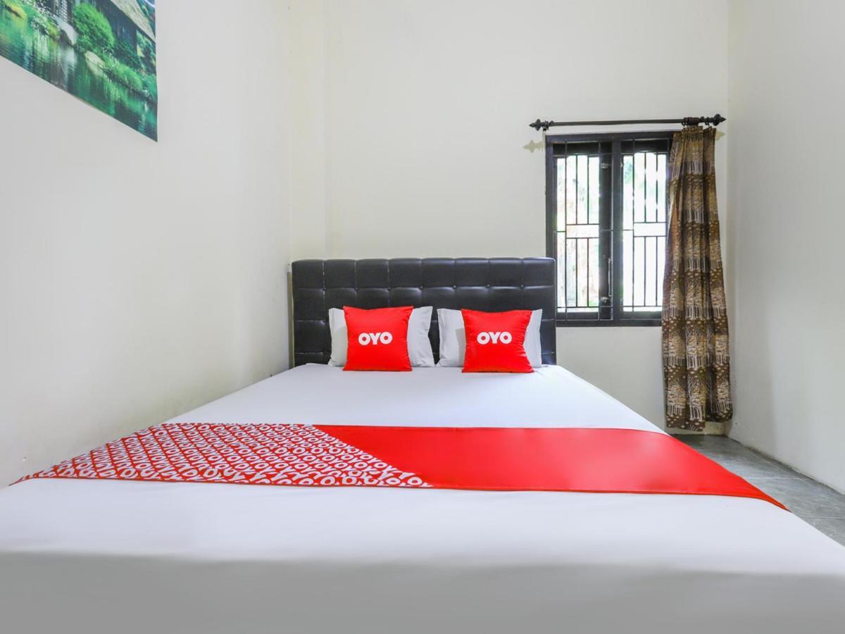 Oyo 3830 Dfarys Gh Syariah Hotel Balikpapan Kültér fotó