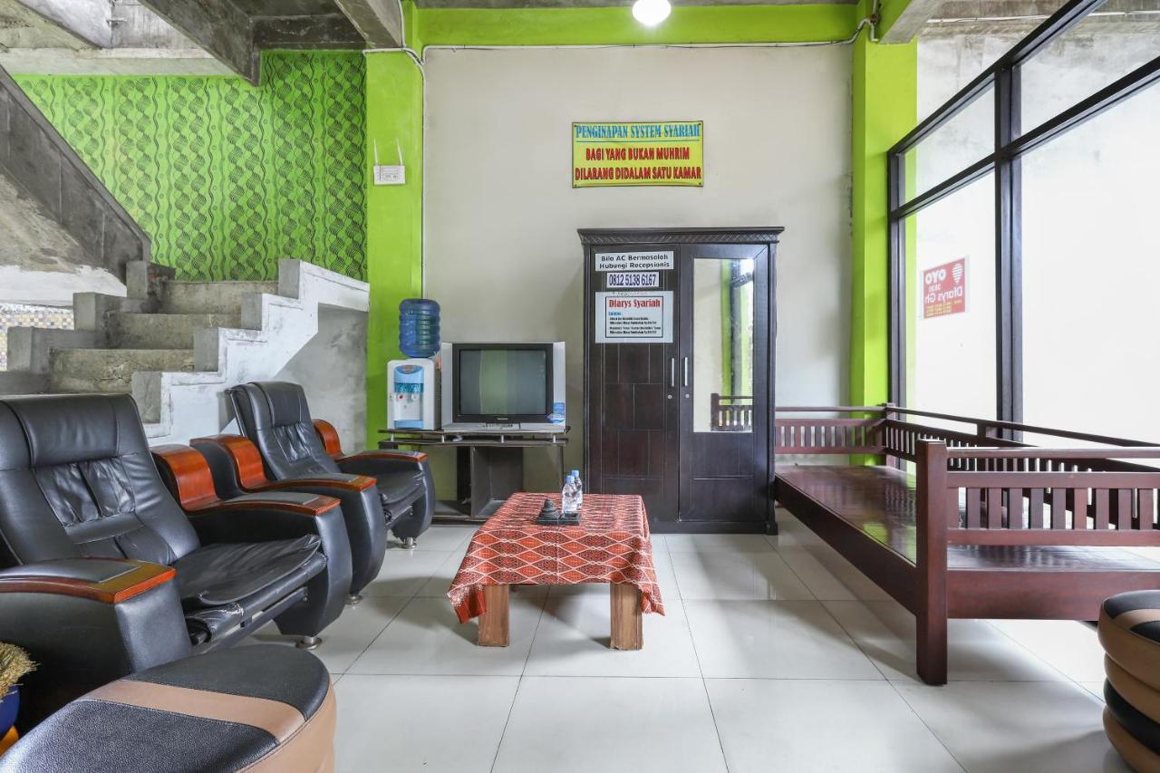Oyo 3830 Dfarys Gh Syariah Hotel Balikpapan Kültér fotó