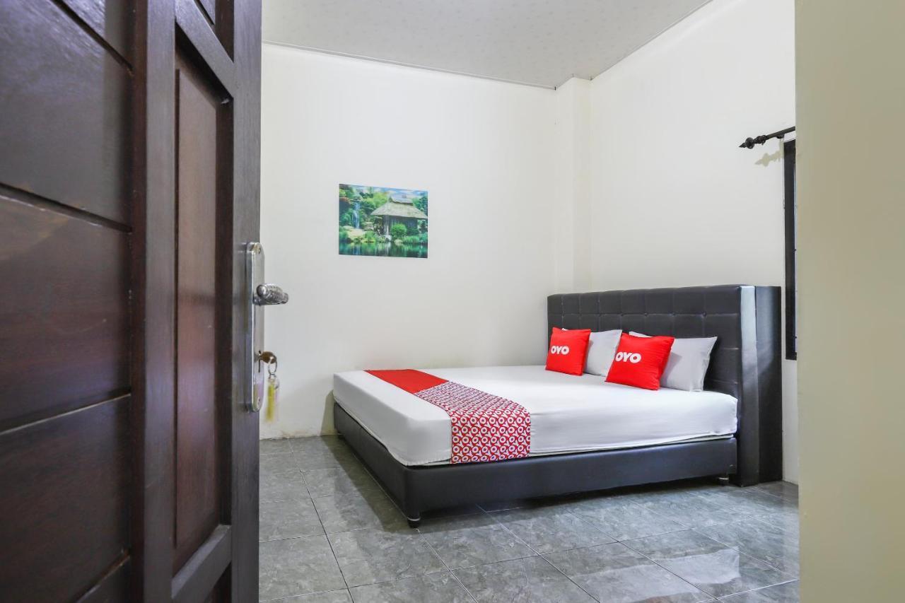 Oyo 3830 Dfarys Gh Syariah Hotel Balikpapan Kültér fotó