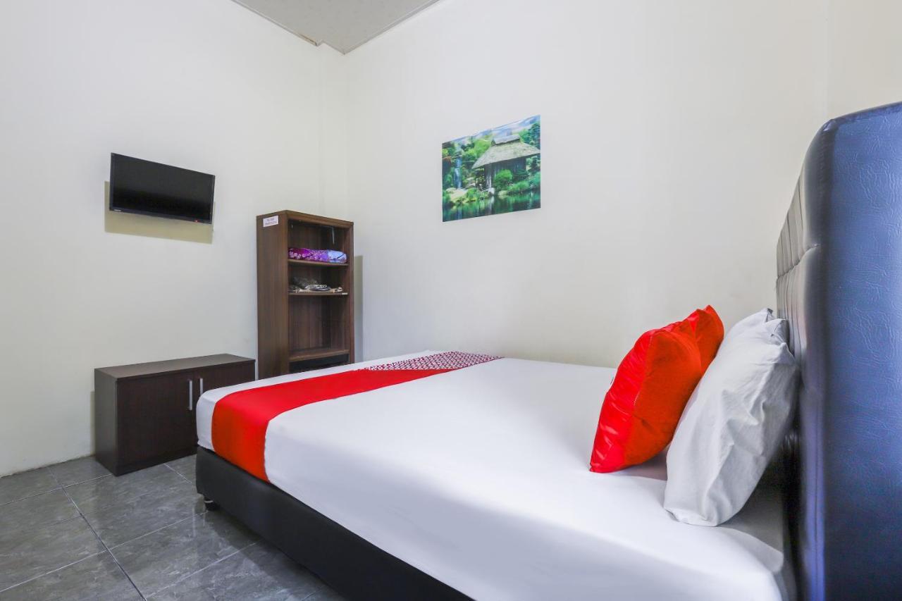 Oyo 3830 Dfarys Gh Syariah Hotel Balikpapan Kültér fotó