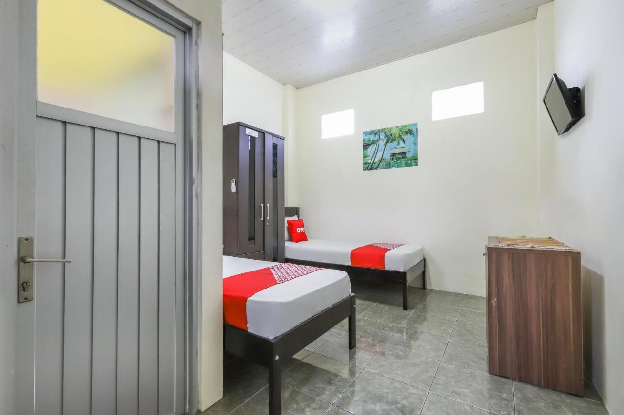 Oyo 3830 Dfarys Gh Syariah Hotel Balikpapan Kültér fotó